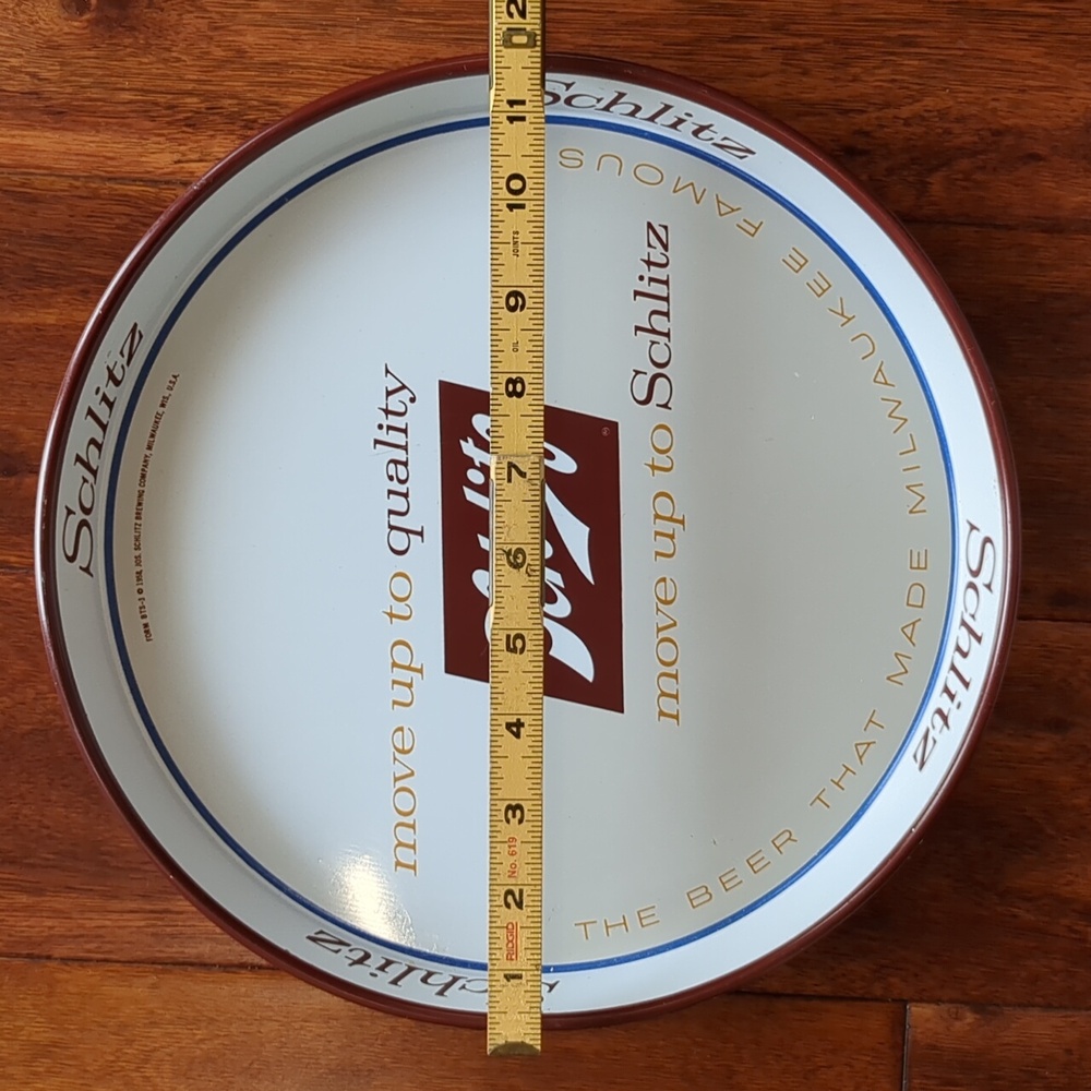 Vintage 1958 Schlitz beer metal 12" serving tray - Picture 8 of 9